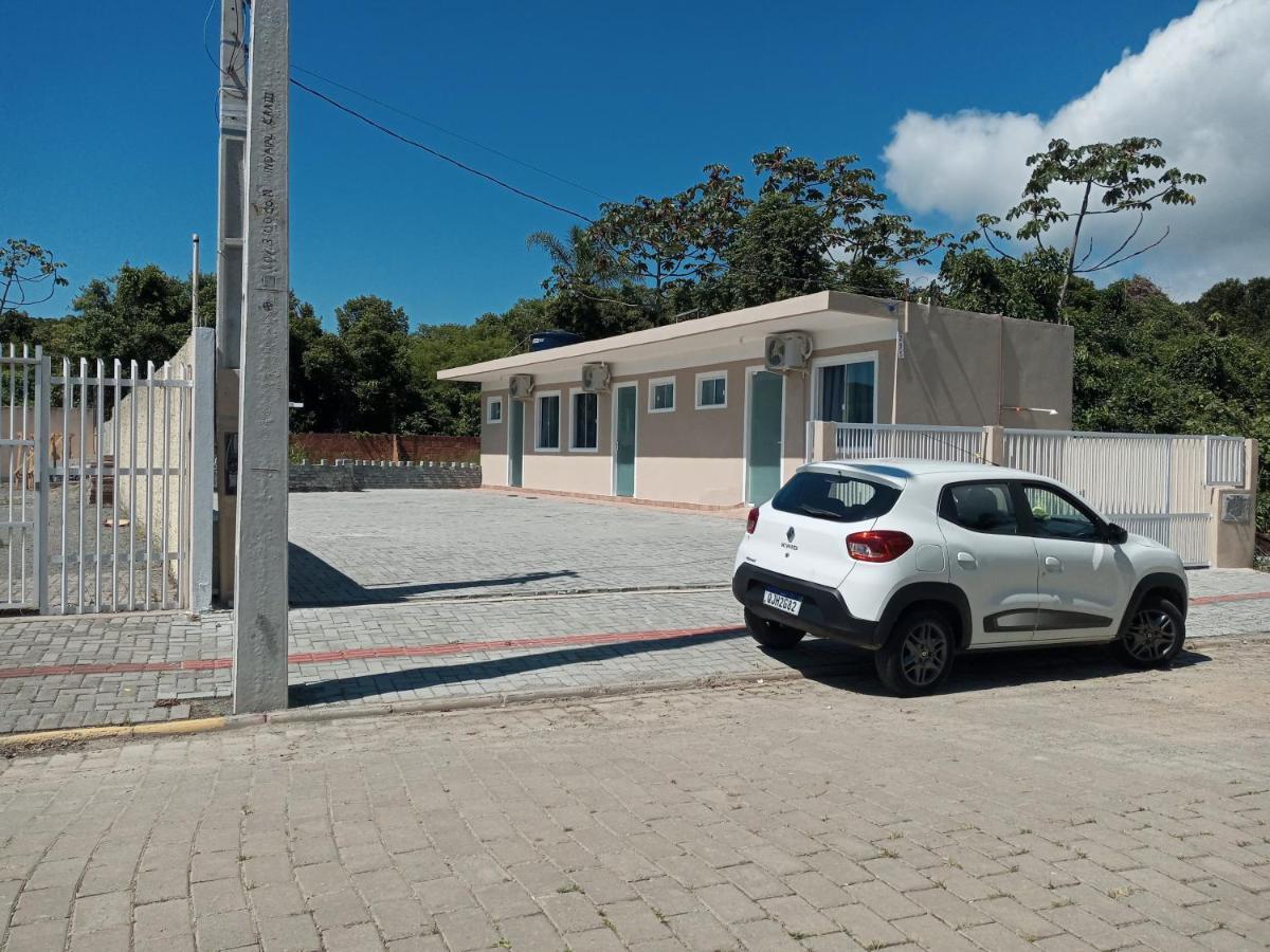 lito Quartos suite para até 4 pessoas Penha  Habitación foto