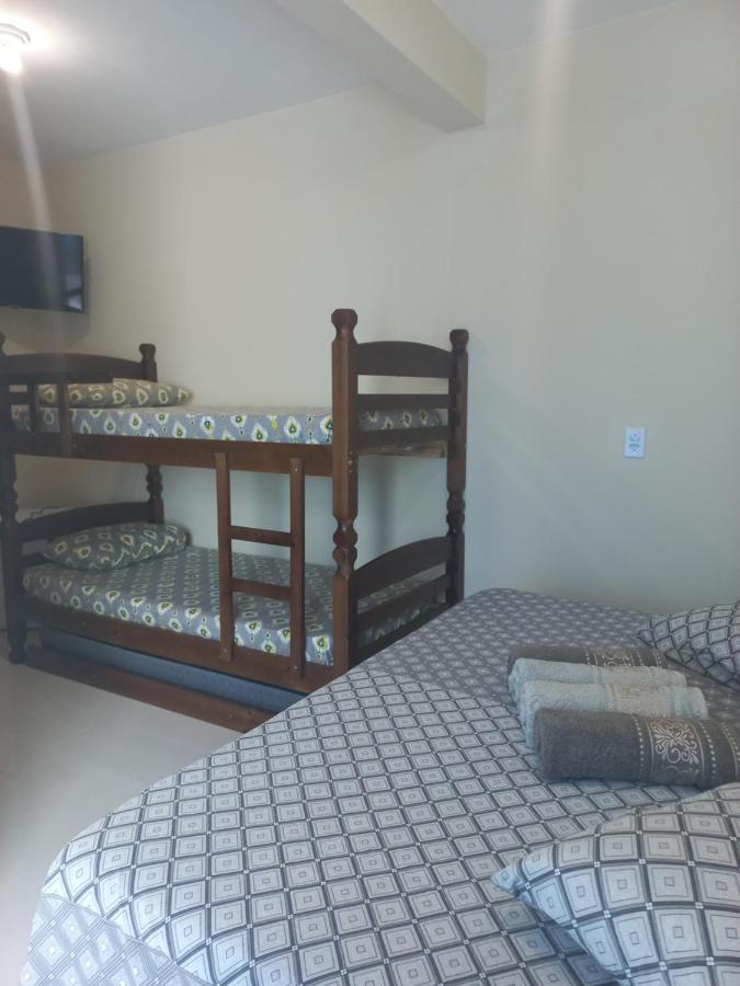 lito Quartos suite para até 4 pessoas Penha  Exterior foto