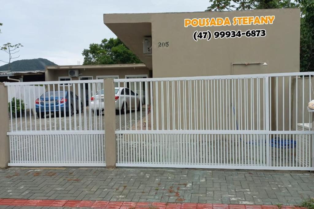 lito Quartos suite para até 4 pessoas Penha  Exterior foto